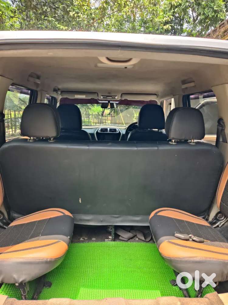 Mahindra Tuv 300 2018 Diesel 102000 Km Driven