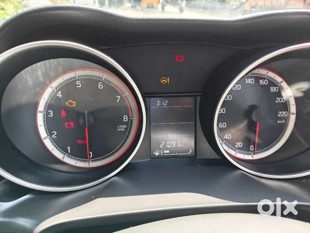 Maruti Suzuki Swift 2023 Vxi