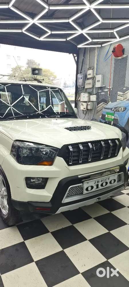 Mahindra Scorpio 2017 Diesel 95000 Km Driven