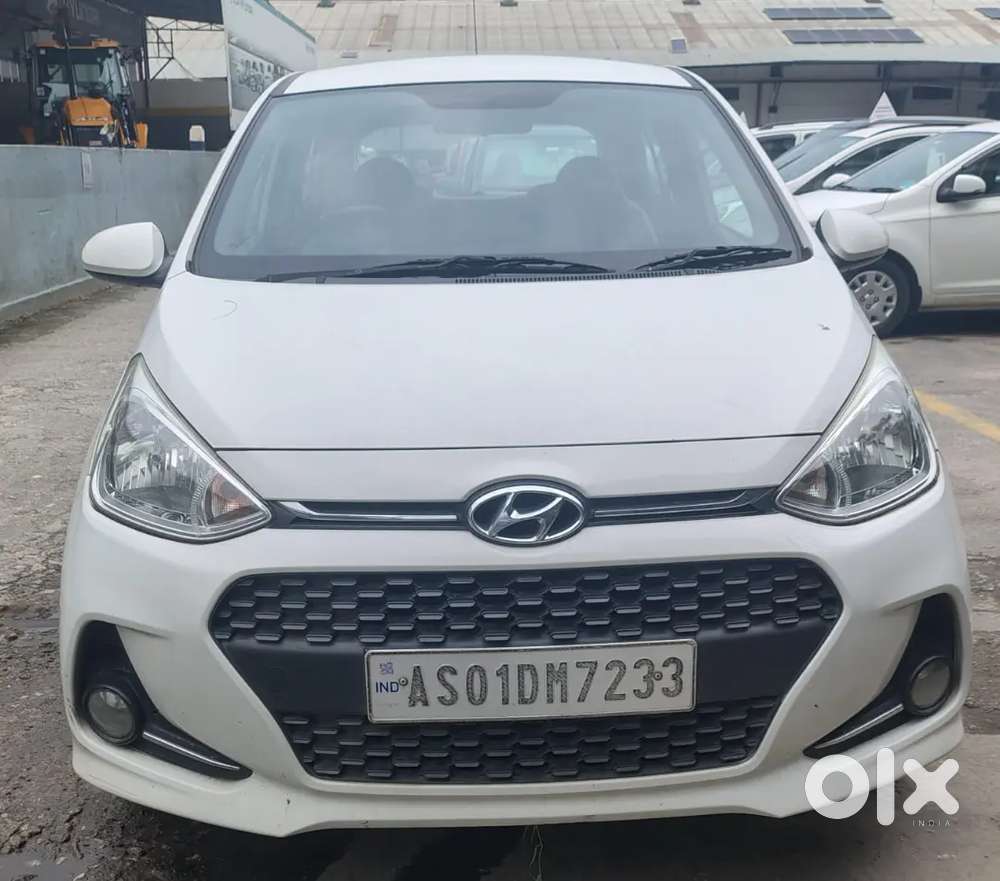 Hyundai Grand I10 2017 Petrol 105000 Km Driven