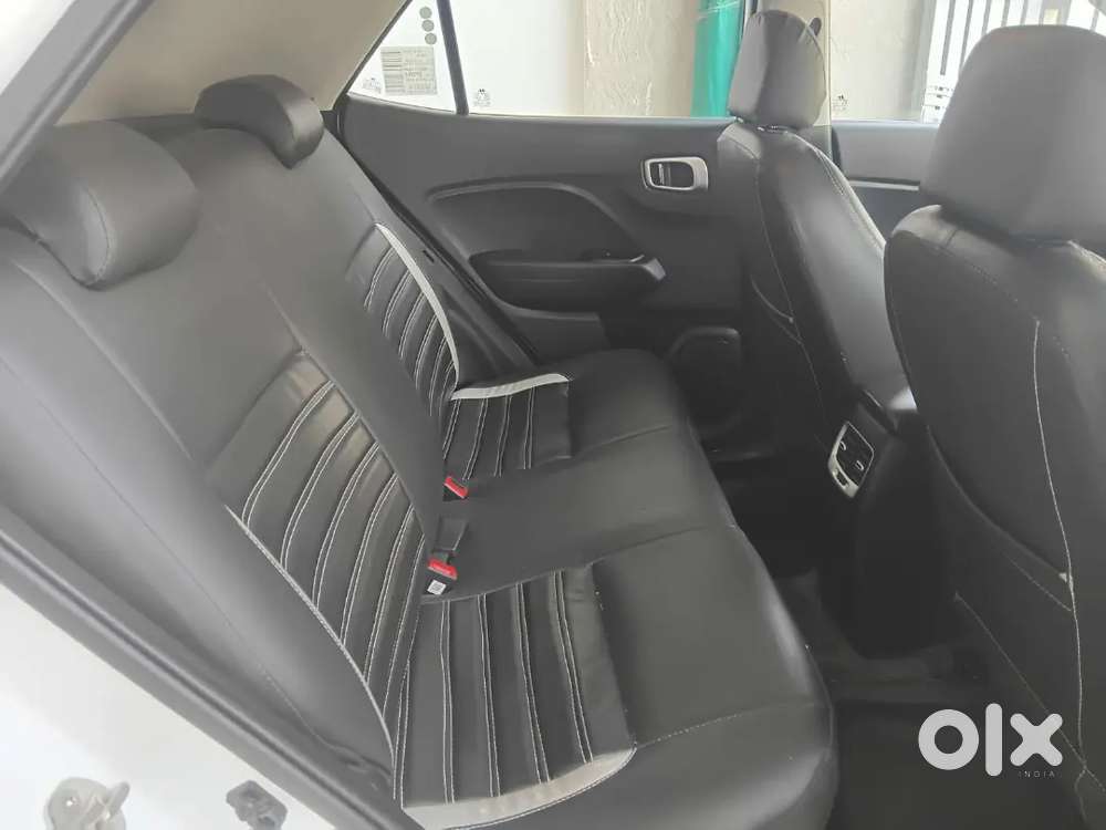 2nd Owner, Sx Top Model , Fully Insured , With Sunroof