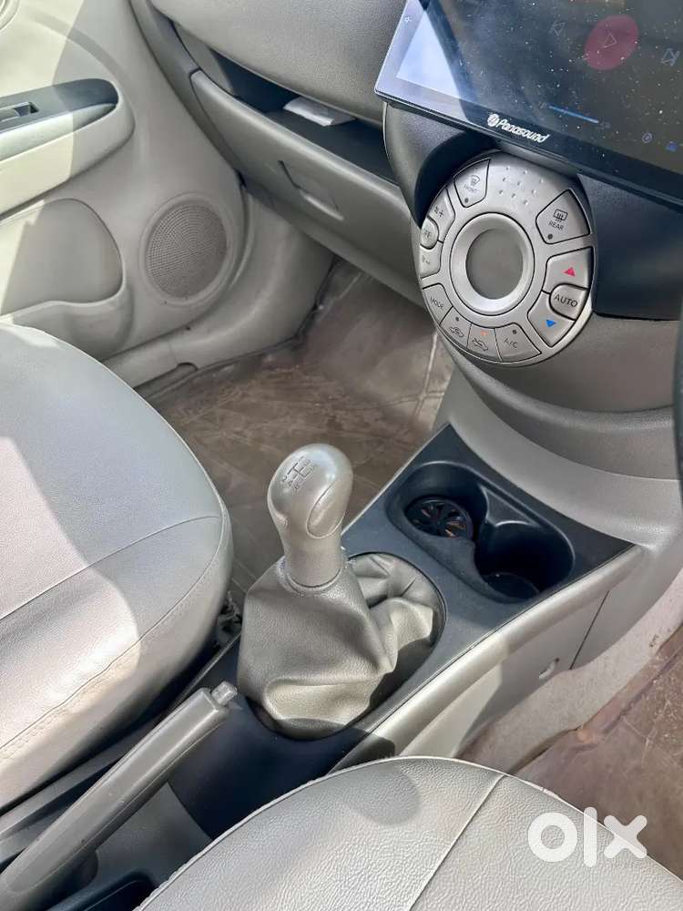 Nissan Sunny Diesel 2012