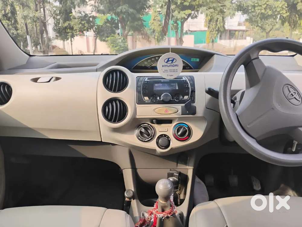 2014 Toyota Etios 1.5 पेट्रोल