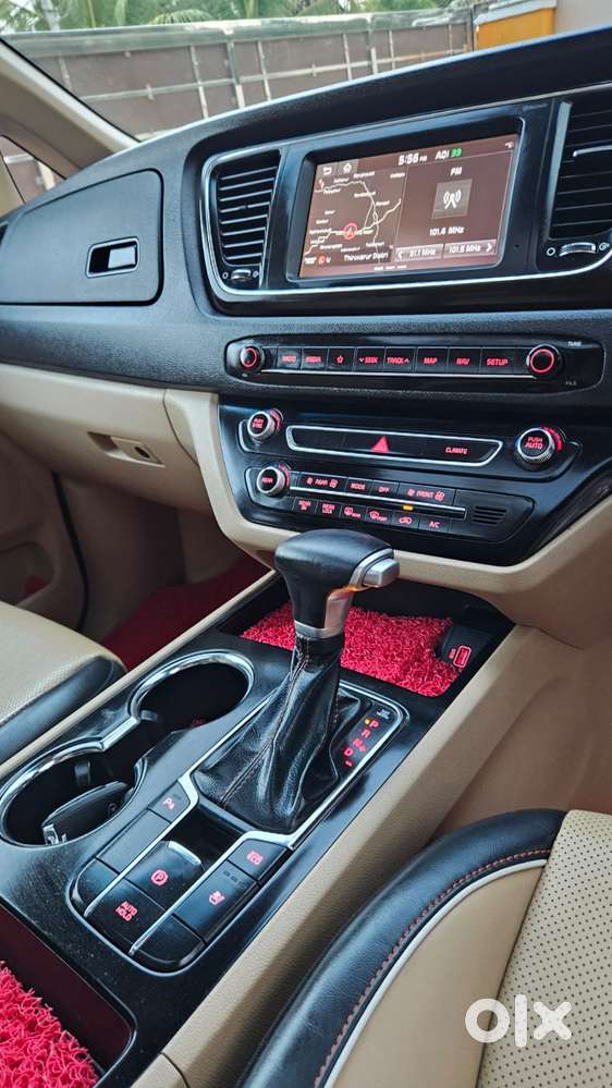 Kia Carnival Limousine Plus 7 Str, 2021, Diesel