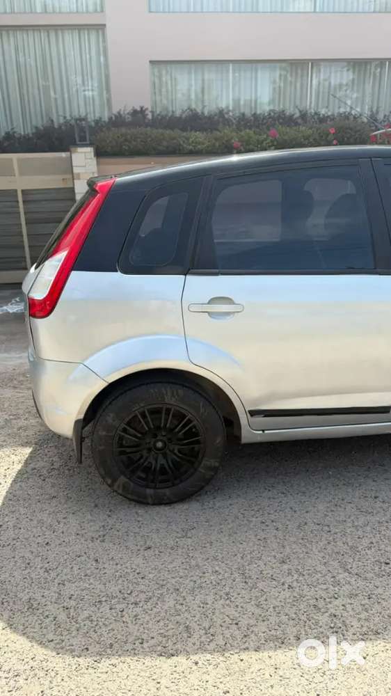 Ford Figo Diesel Zxi 2014