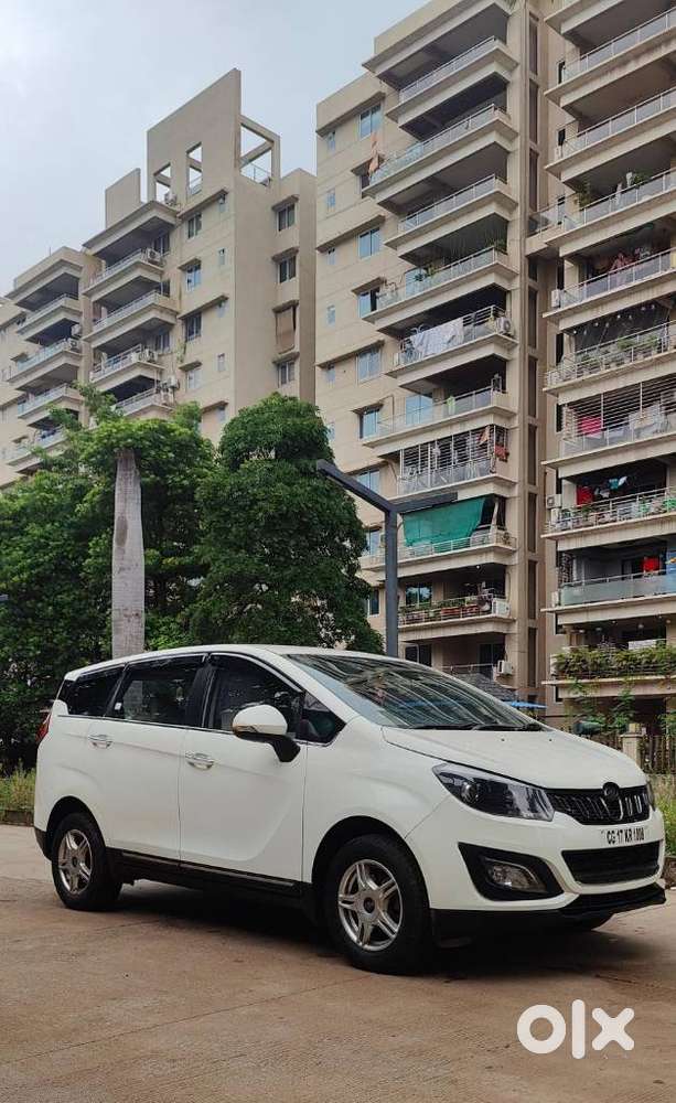 Mahindra Marazzo M6, 2018, Diesel