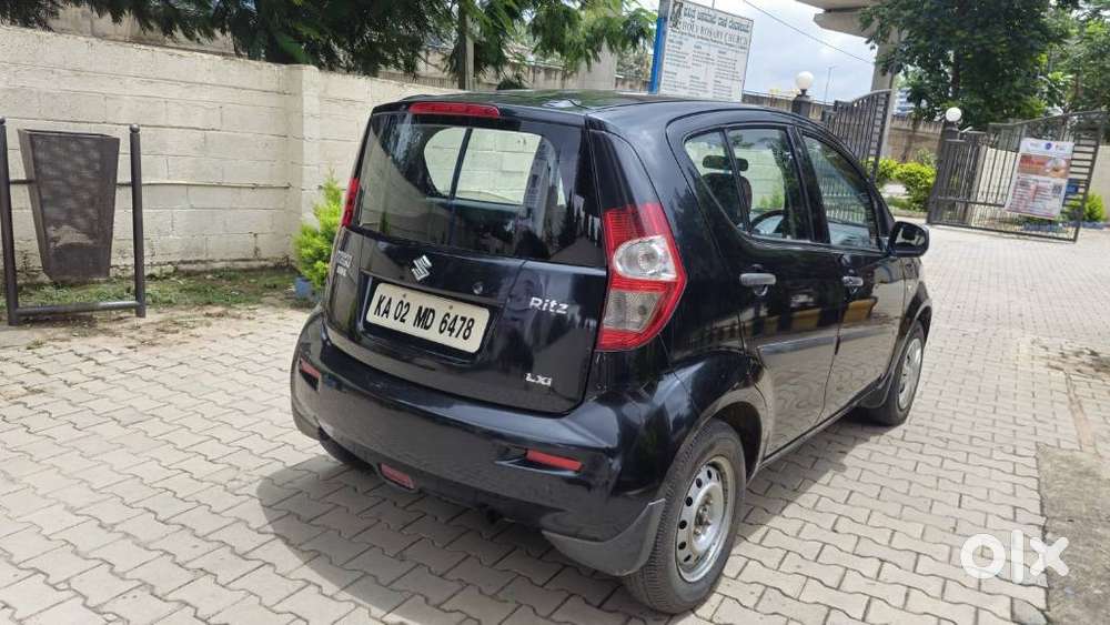 Maruti Suzuki Ritz Lxi, 2009, Petrol