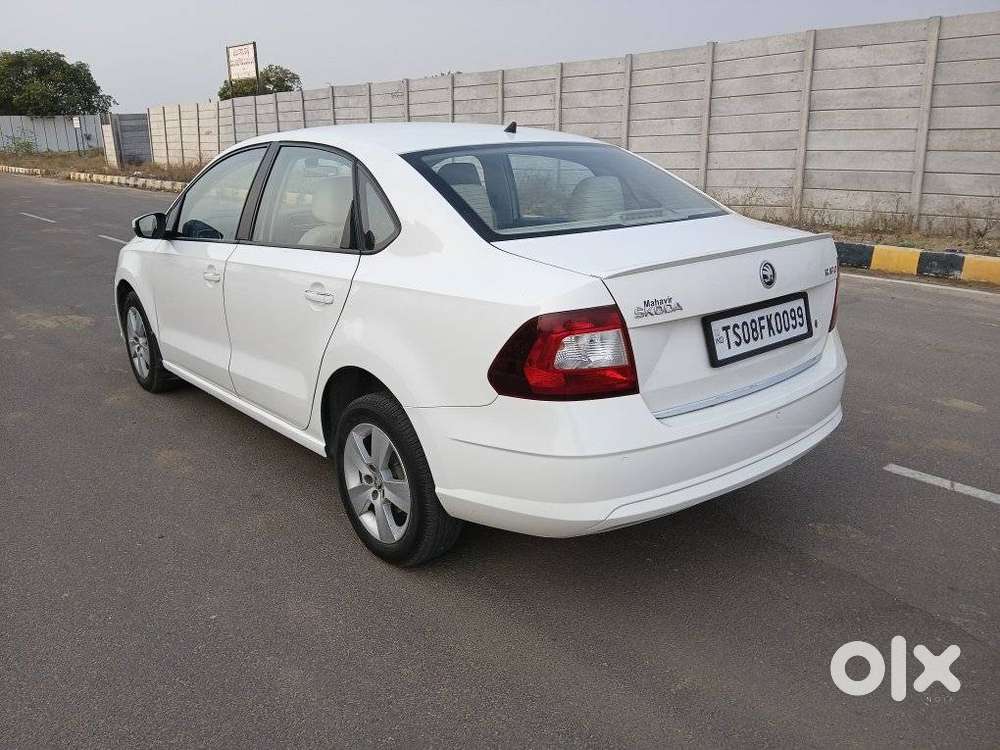 Skoda Rapid 1.5 Tdi At Style, 2017, Diesel