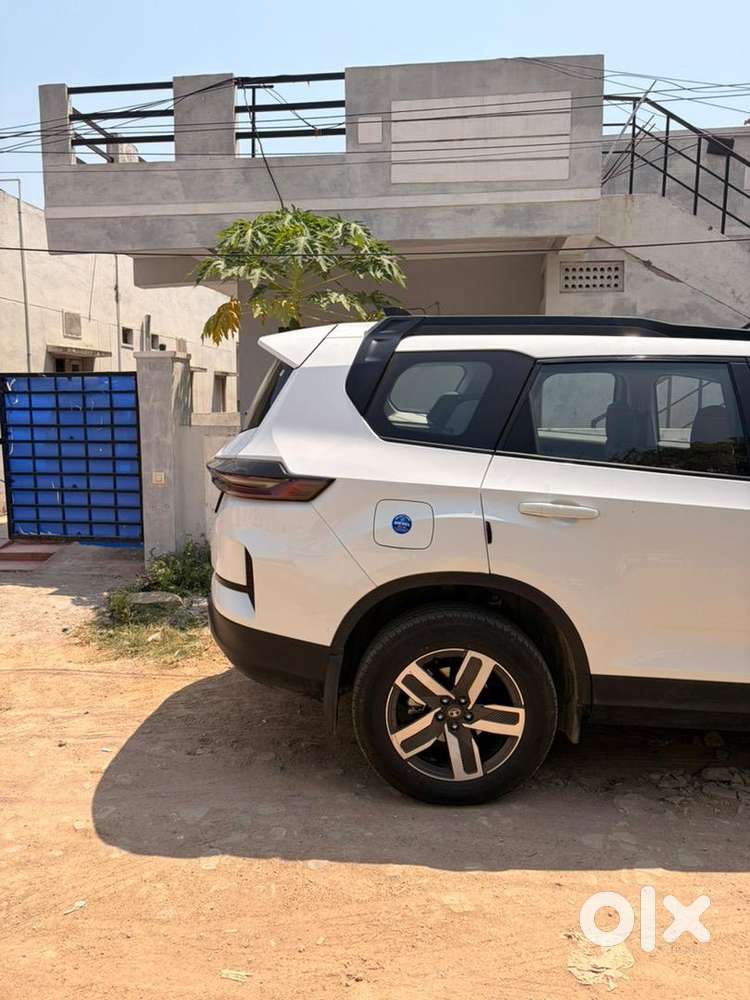 Tata Safari 2025 Diesel 5000 Km Driven