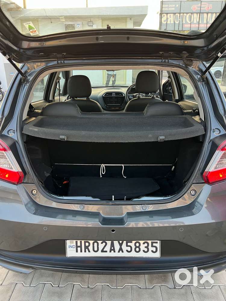 Tata Tiago 1.2 Revotron Xta, 2023, Petrol
