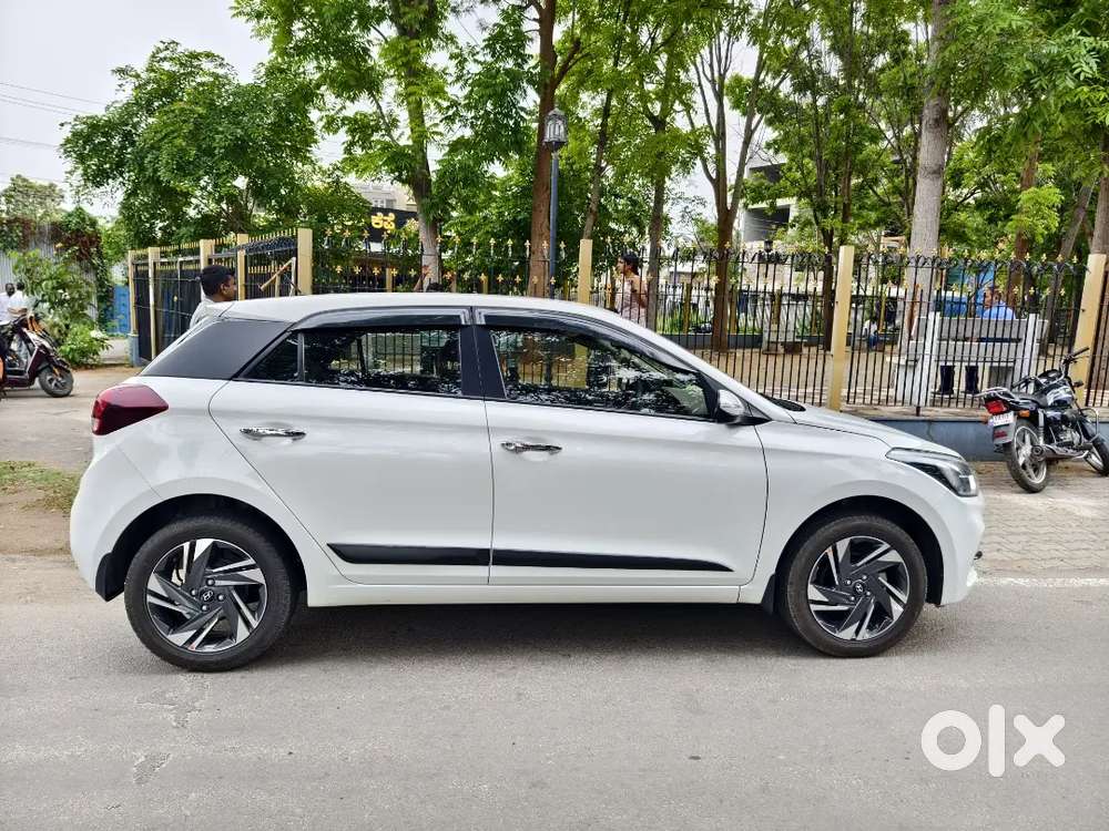 Hyundai I20 2018 Petrol 37700 Km Driven
