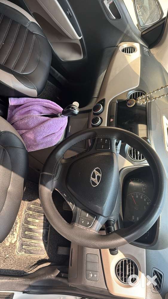 Hyundai Xcent 2015