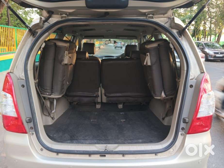 Toyota Innova 2.5 V 8 Str, 2014, Diesel