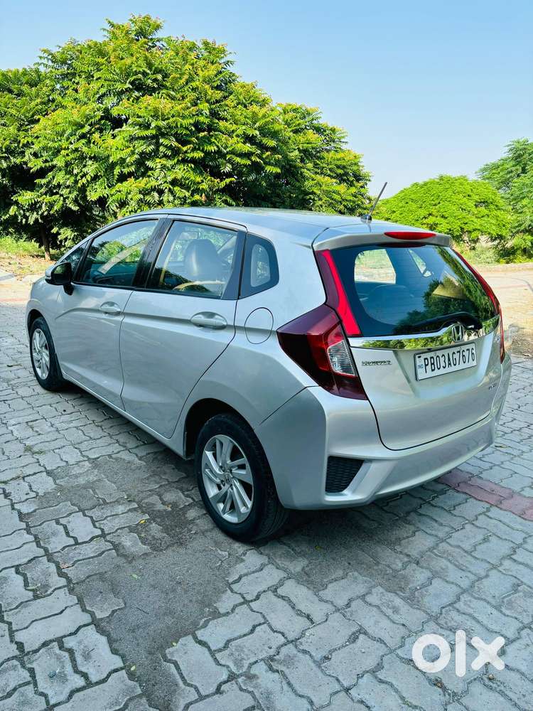 Honda Jazz V Automatic, 2015, Petrol