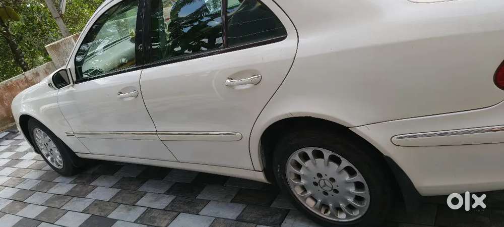 Mercedes-benz E-class 2004 Diesel 200000 Km Driven