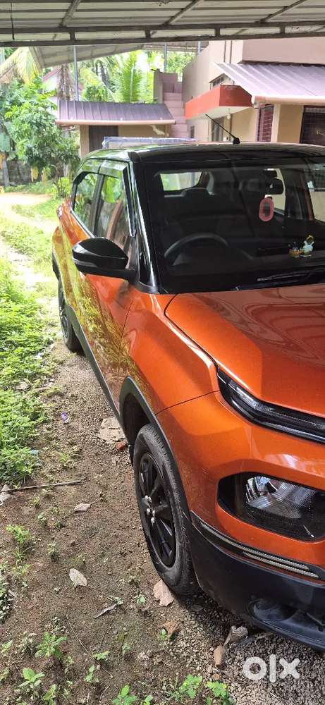 Tata Punch 1.2 Revotron Amt Dual Tone