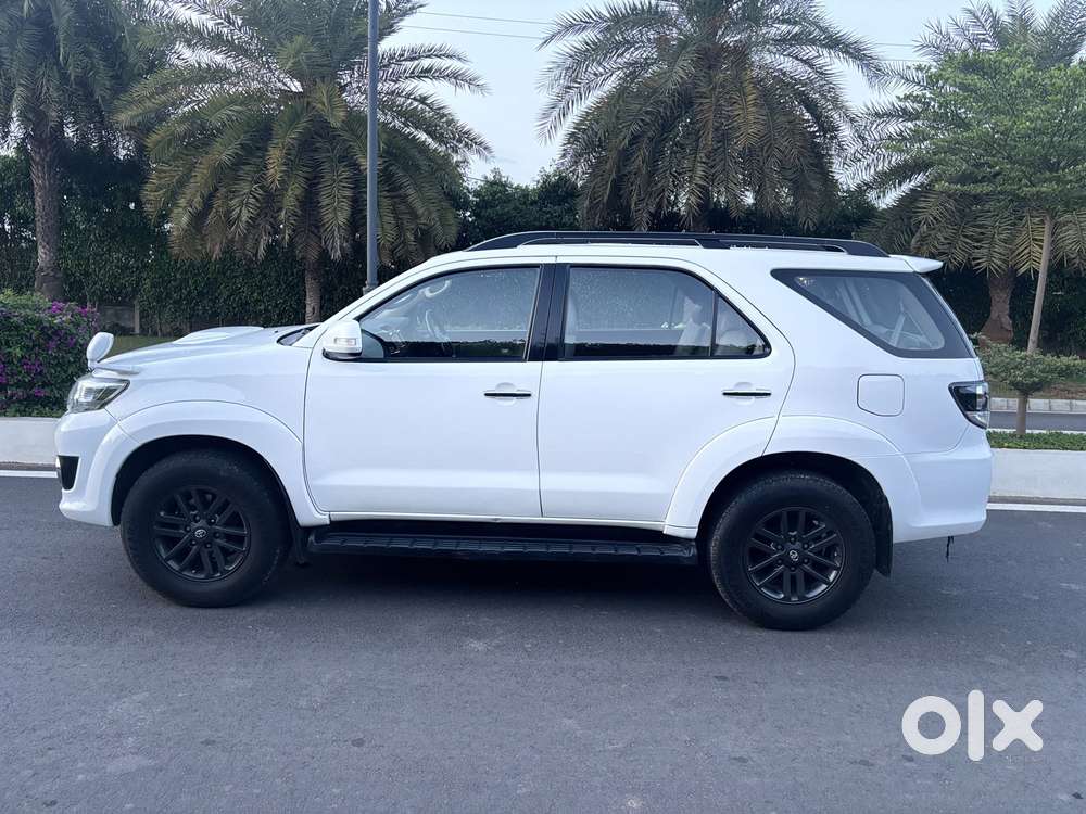 Toyota Fortuner 2011-2016 4x2 At, 2015, Diesel