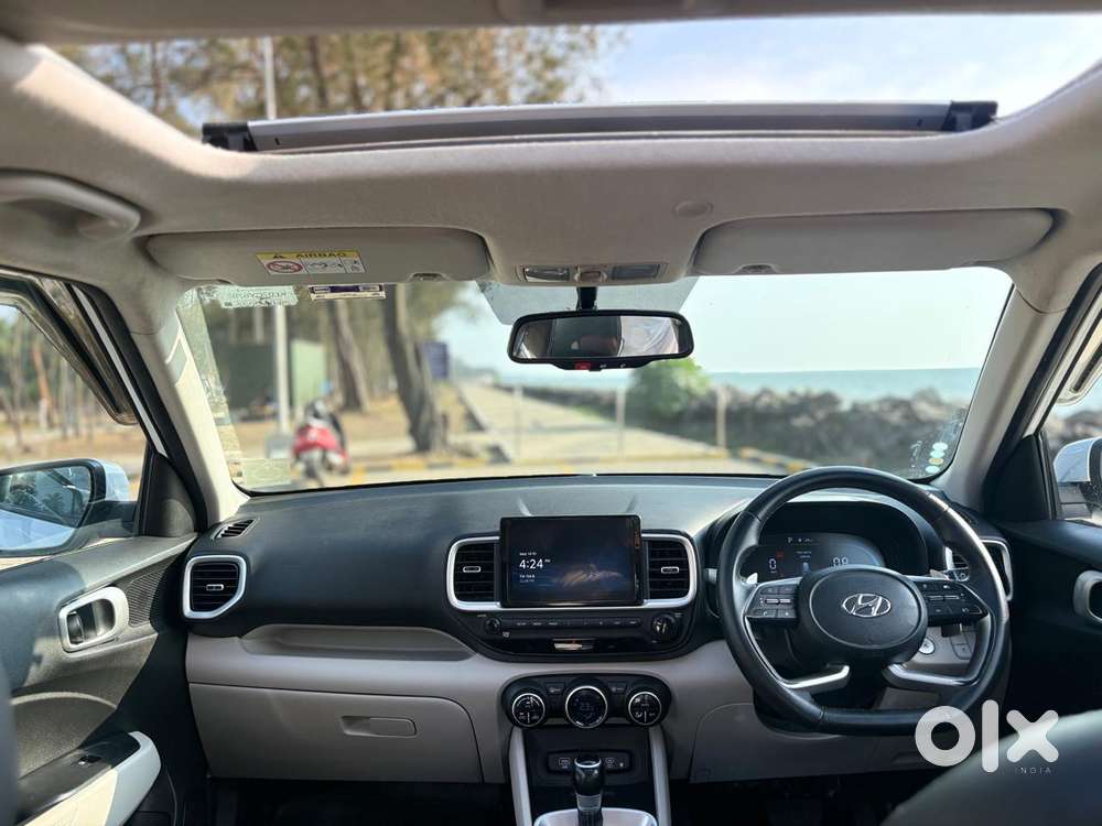 Hyundai Venue 1.0 Sx (o) Turbo Dct, 2022, Petrol