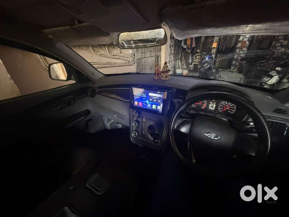 Mahindra Kuv 100 Petrol 2018