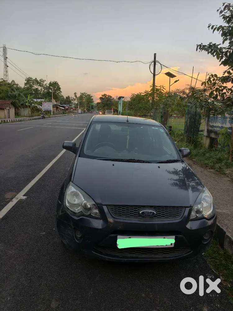 Ford Fiesta Classic 2012 Petrol