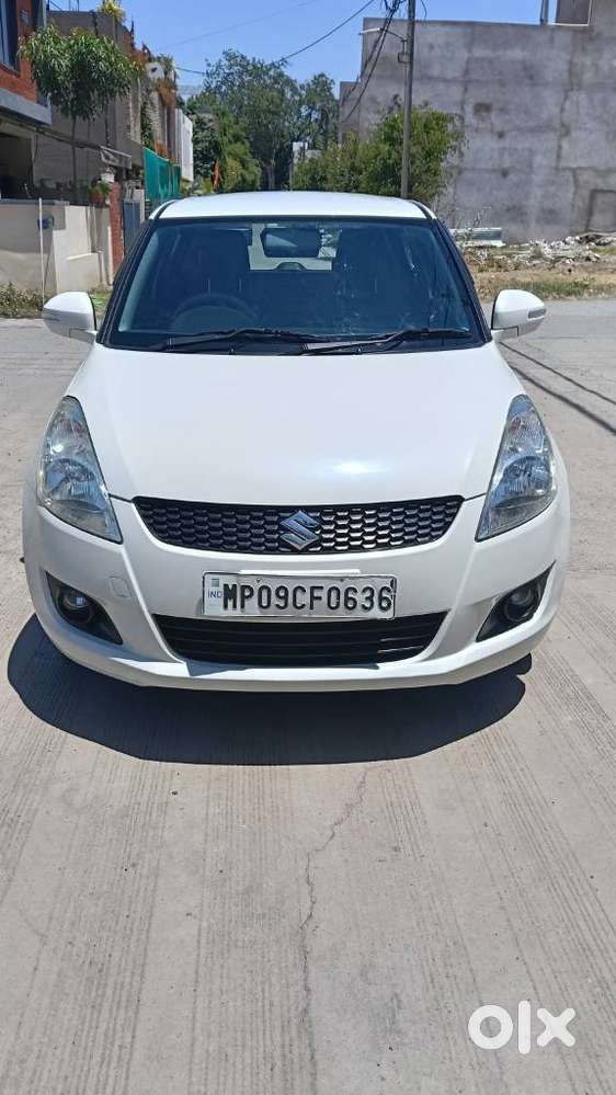 Maruti Suzuki Swift 1.2 Vxi (o), 2012, Petrol