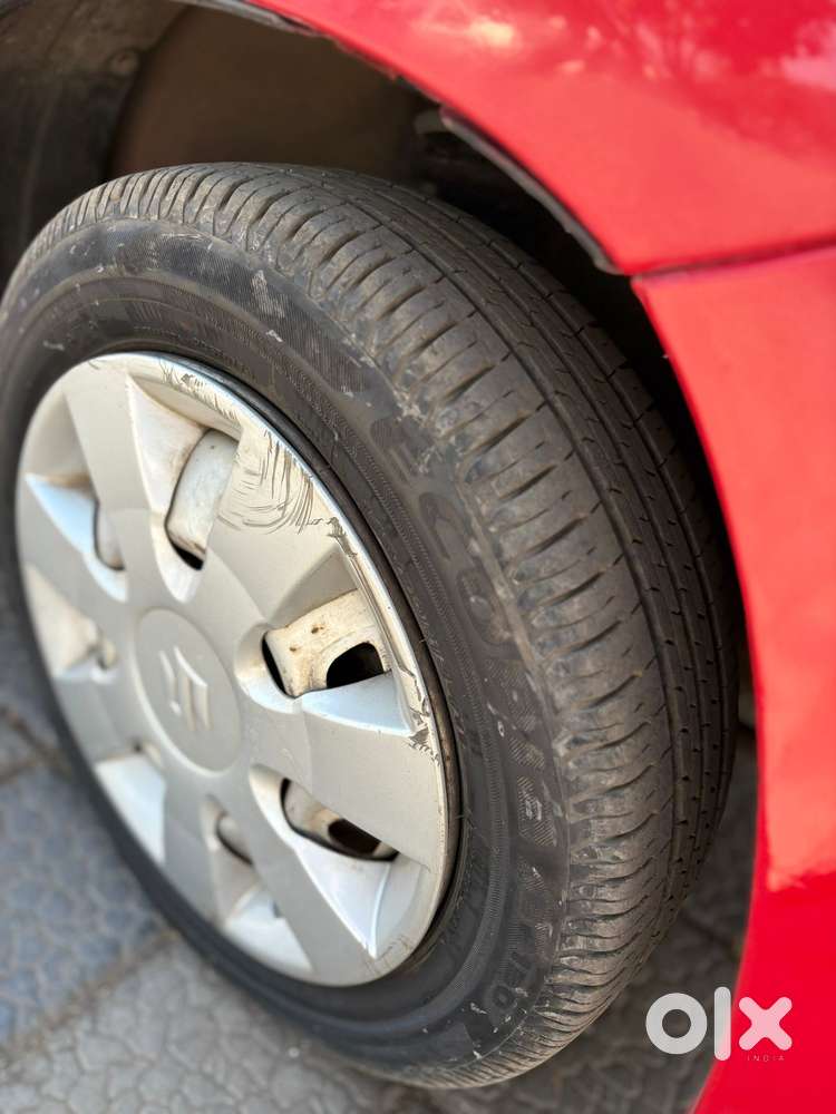 Maruti Suzuki Zen Estilo Lxi Bs Iv, 2010, Petrol