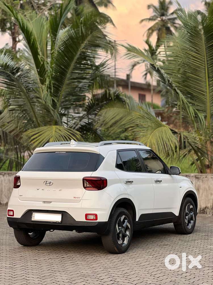 Hyundai Venue, 2019, Petrol