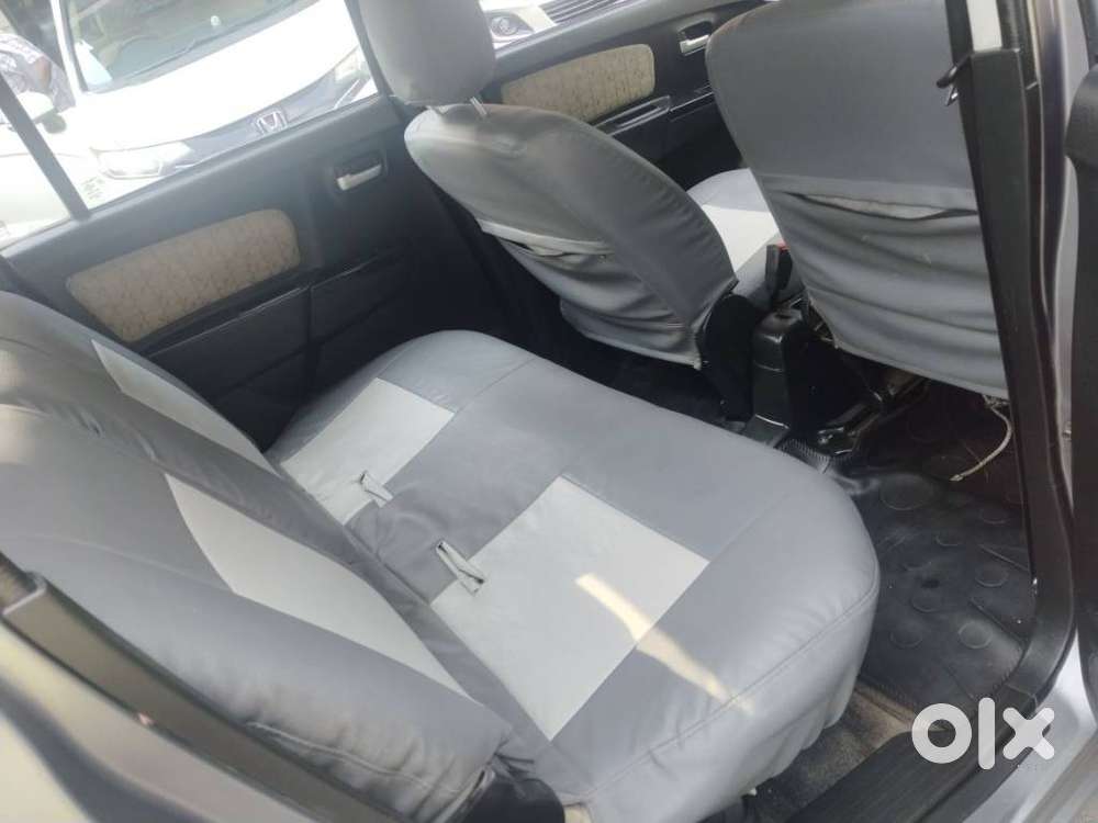 Maruti Suzuki Wagon R Amt Vxi Plus, 2017, Petrol