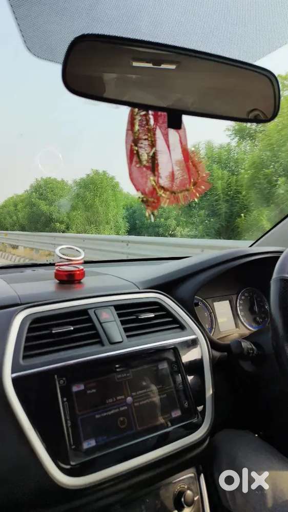 Maruti Suzuki S-cross 2016 Diesel Well Maintained