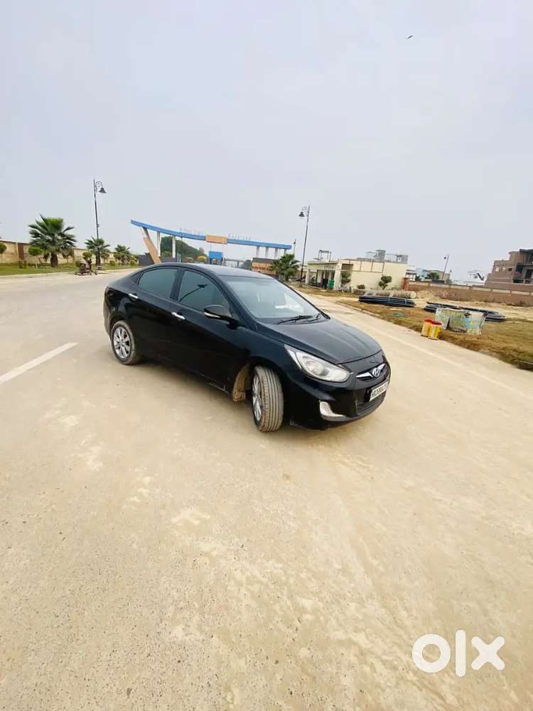 Hyundai Fluidic Verna 2012 Petrol Well Maintained Black Verna