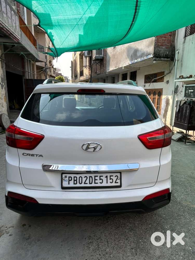 Creta 17 Model ( 1st Owner) Petrol