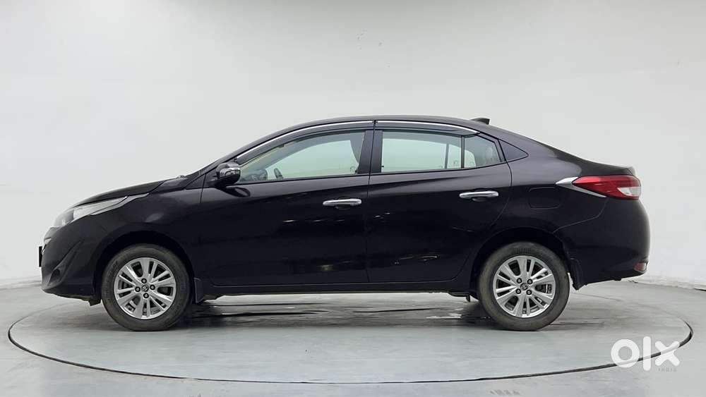 Toyota Yaris Ativ Vx Cvt, 2018, Petrol