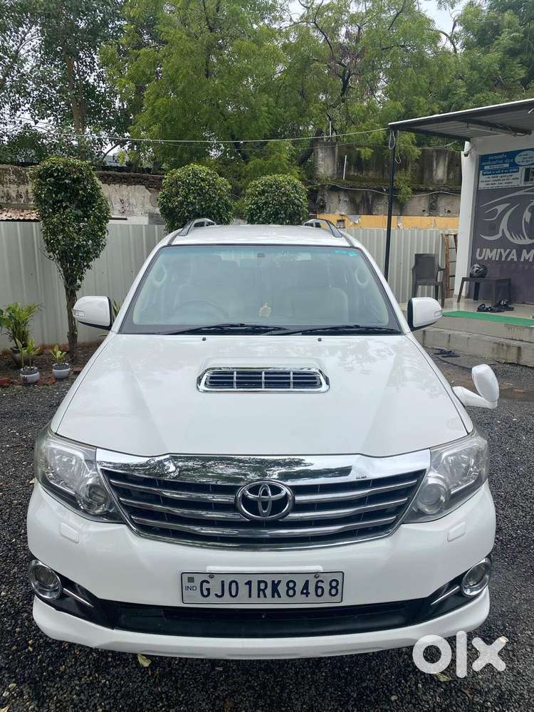 Toyota Fortuner 3.0 4x2 Automatic, 2015, Diesel