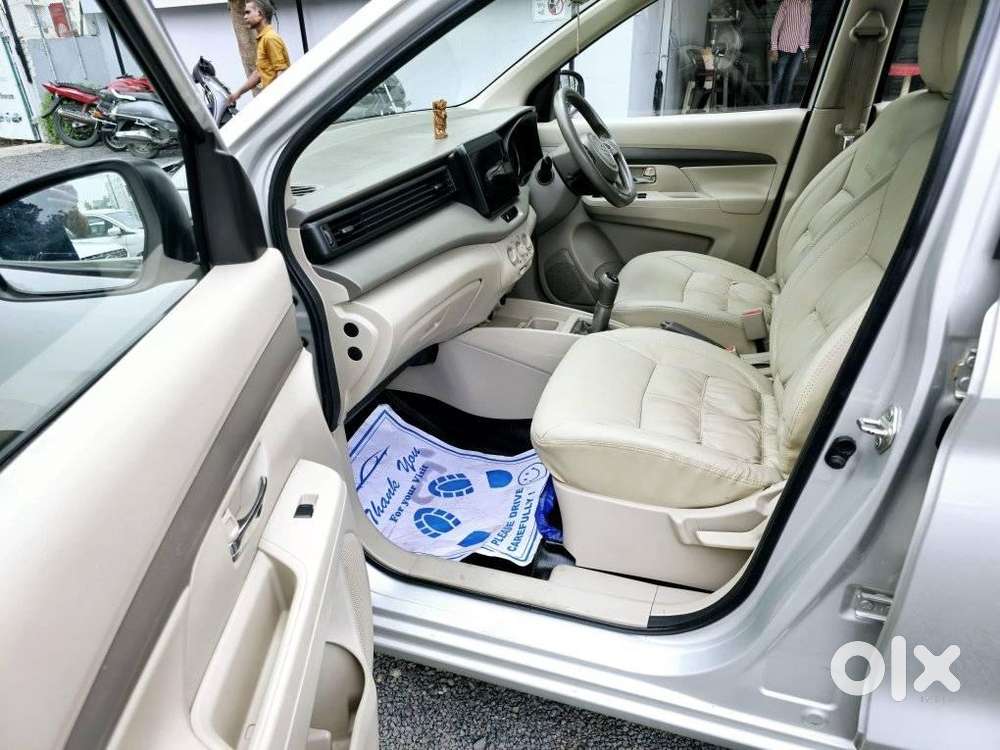 Maruti Suzuki Ertiga 1.5 Vxi, 2021, Petrol