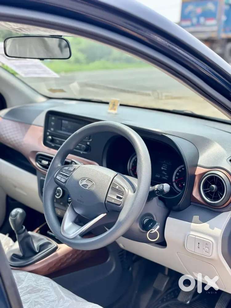Aura S Cng Petrol