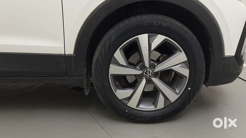 Volkswagen Taigun Topline 1.0 Tsi At (electric Seats), 2021, Petrol