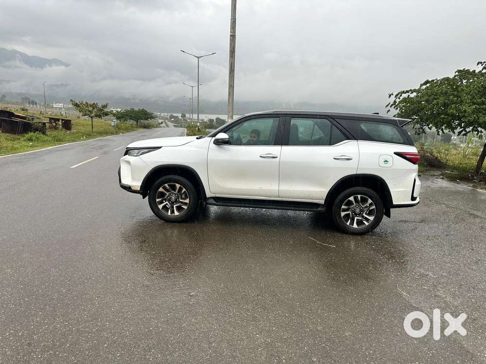 Toyota Fortuner Legender 4x2 At 2.8, 2023, Diesel
