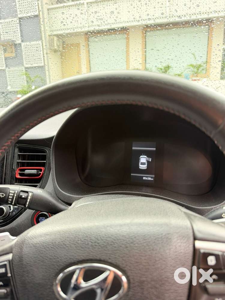 2023 Hyundai Verna Petrol