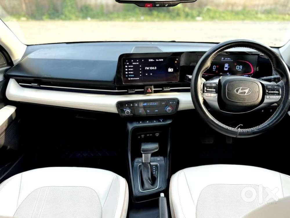 Hyundai Verna 1.5 Sx (o) Ivt, 2023, Petrol