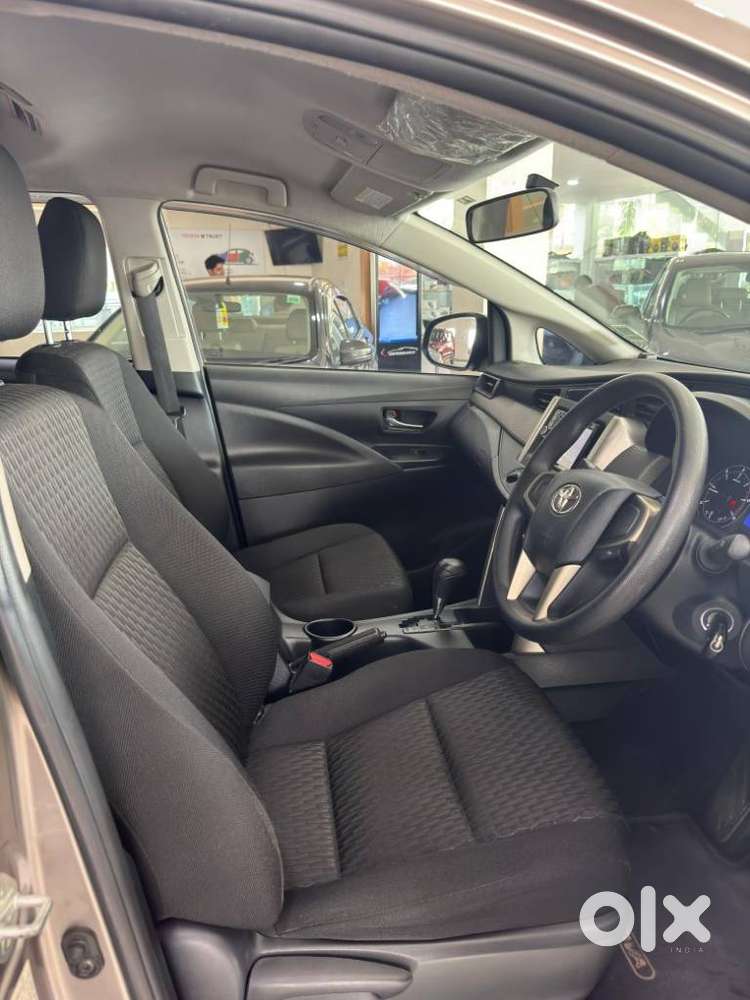 Toyota Innova Crysta 2.8 Gx At, 2016, Diesel