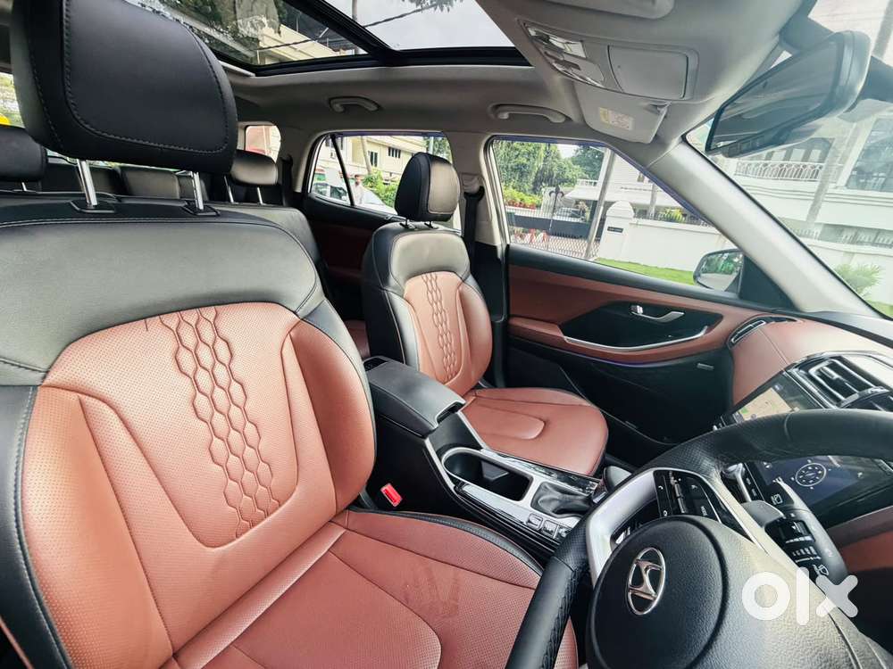 Hyundai Alcazar 2.0 Platinum (o) Petrol At 7 Str, 2023, Petrol