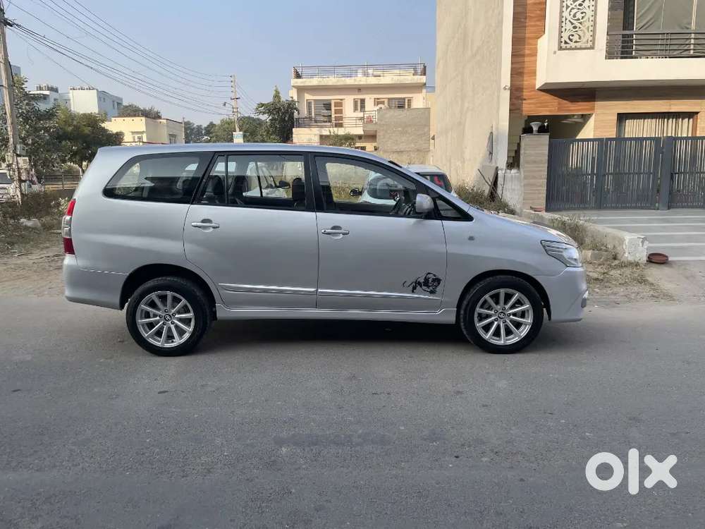 Toyota Innova 2013 Diesel 281000 Km Driven