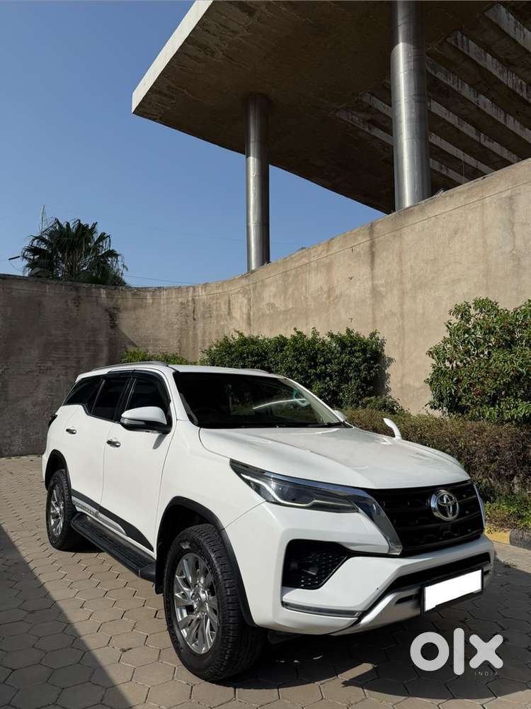 Toyota Fortuner Diesel 2017 4x4 Facelifted 2025