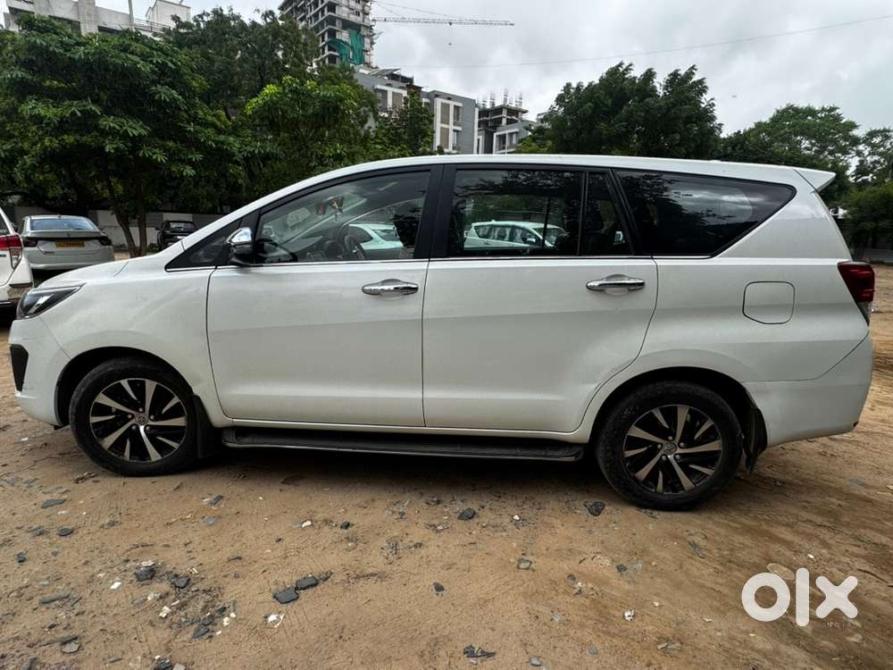 Toyota Innova Crysta Diesel Well Maintained