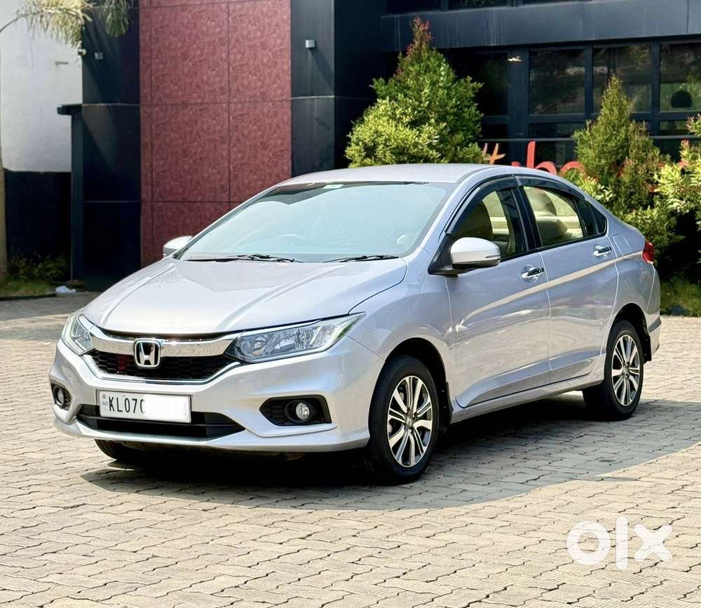 Honda City V Mt Exclusive, 2022, Petrol