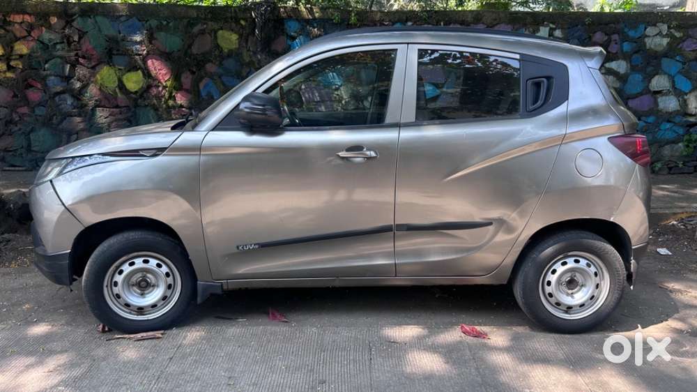 Mahindra Kuv 100 2016