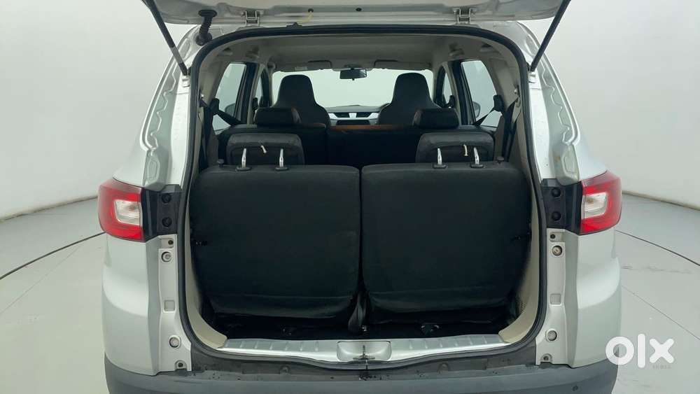 Renault Triber Rxz, 2019, Petrol
