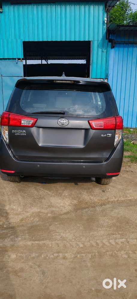 Toyota Innova Crysta Diesel Well Maintained