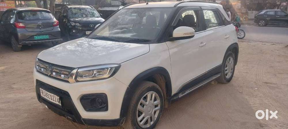 Maruti Suzuki Brezza 1.5 Vxi Cng, 2021, Cng & Hybrids