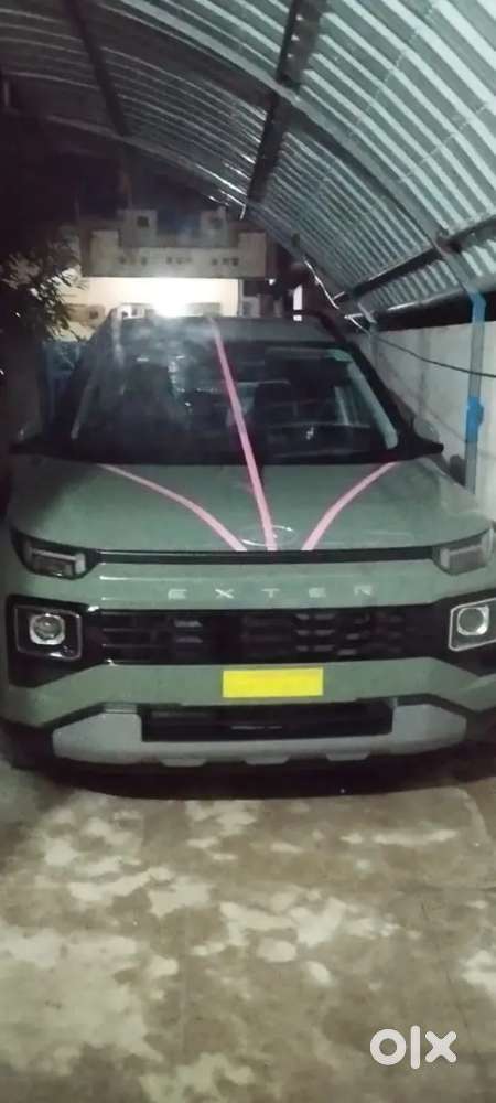 Sunroof Hyundai Exter 2025 Petrol 4000 Km Driven With Annual Toll Pass